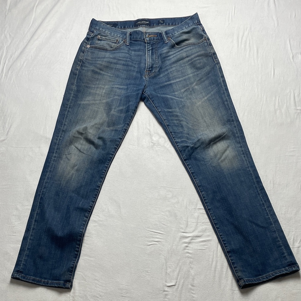 Lucky Brand 221 Straight Jeans 32 x 30 flaws